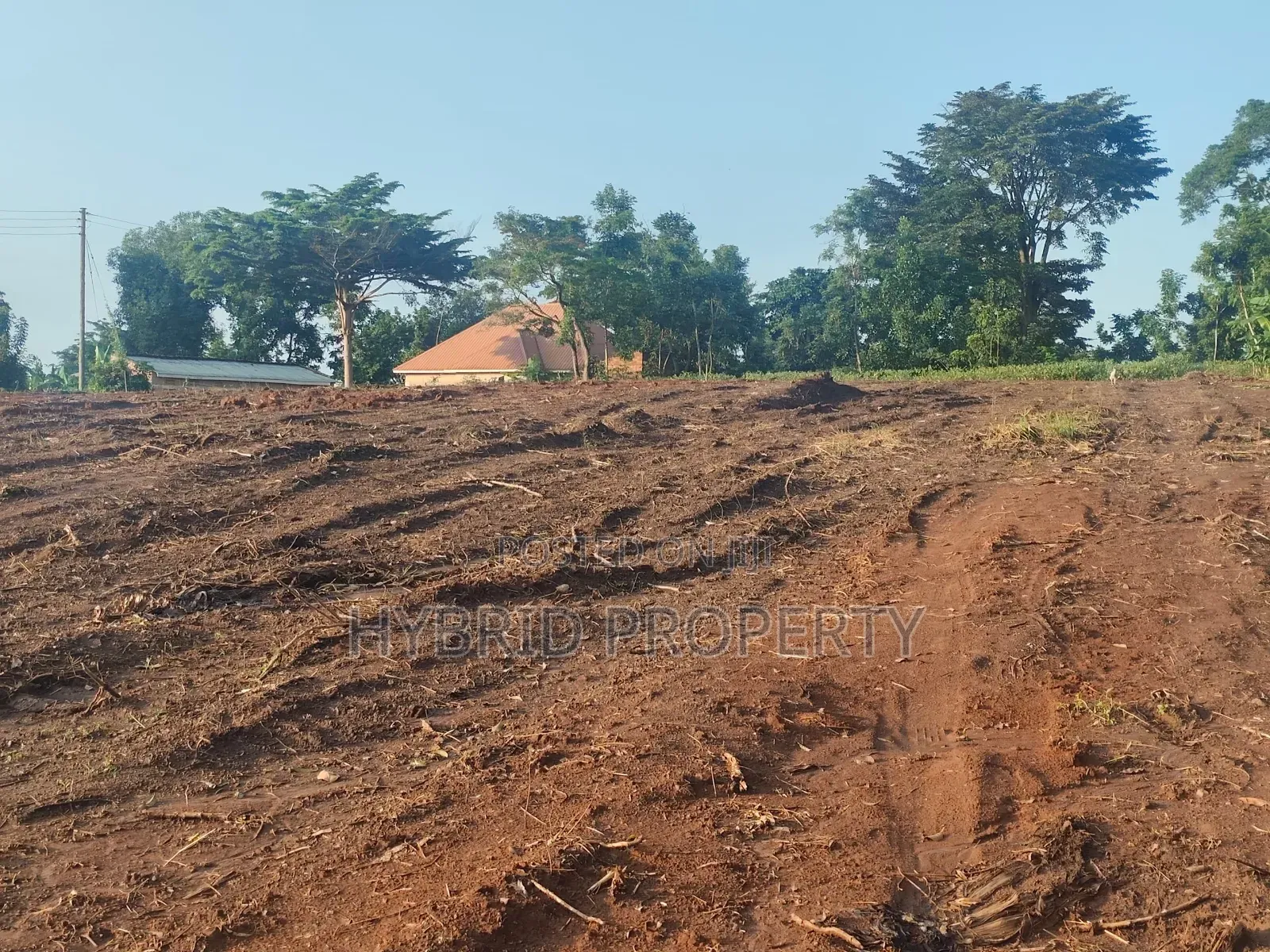 Prime Plots for Sale at Kakiri~Nampunge Town Tarmac View Modern Estate