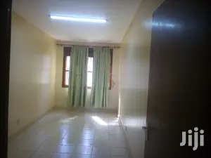 5 Bedroom House In Kololo For Rent