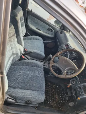 Toyota Corona 1999 Silver