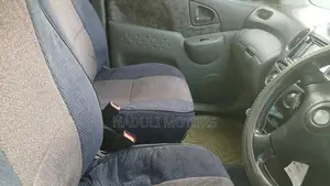 Toyota Fun Cargo 2005 Silver