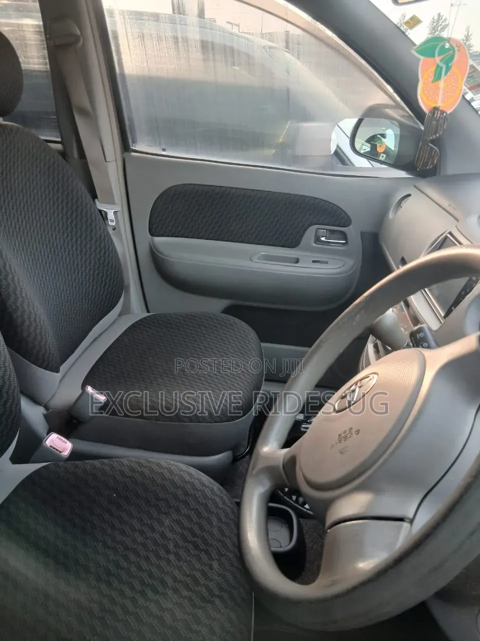 Toyota Sienta 1.5 AWD 2010 Gray