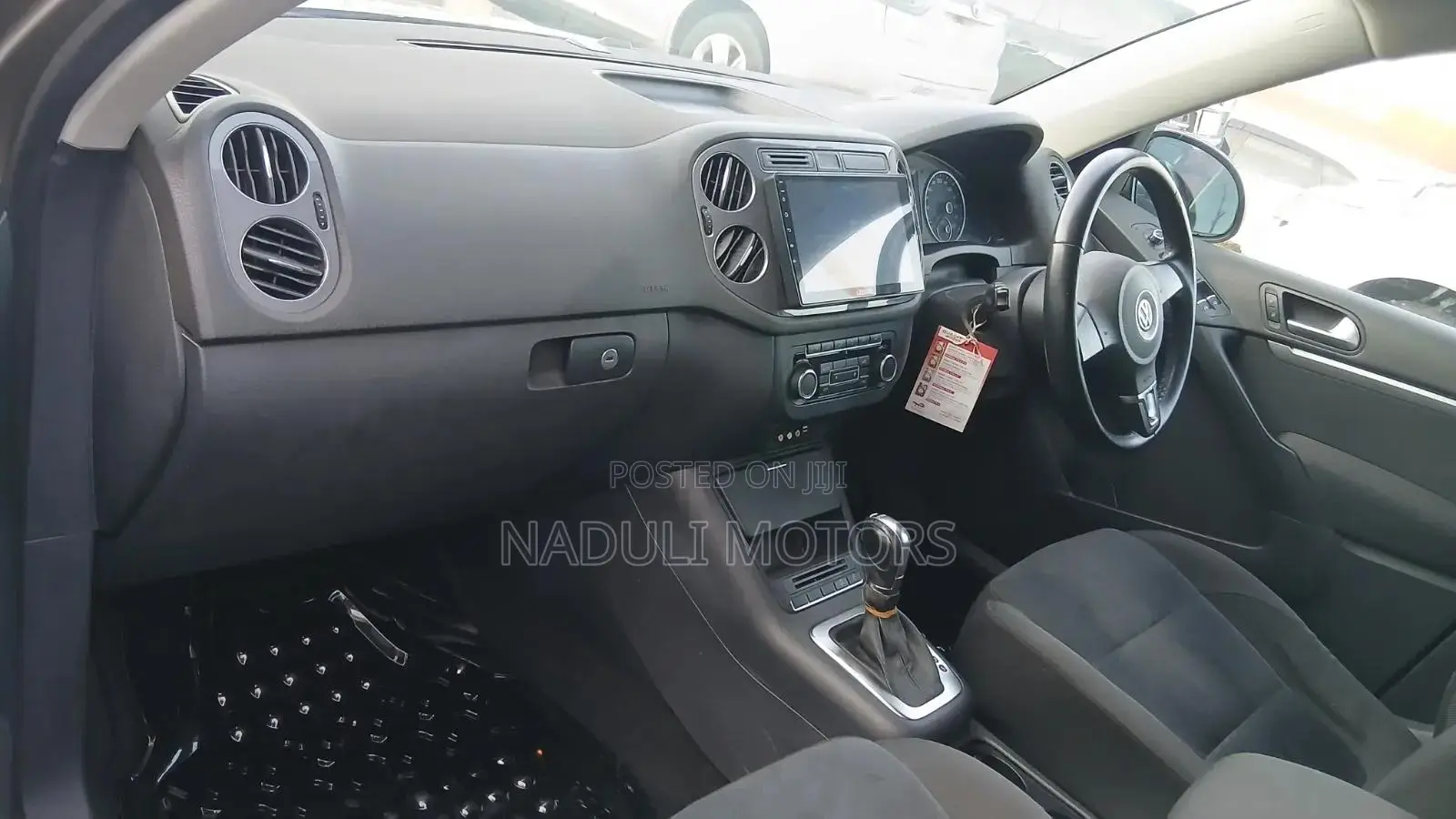 Volkswagen Tiguan 2013 Gold