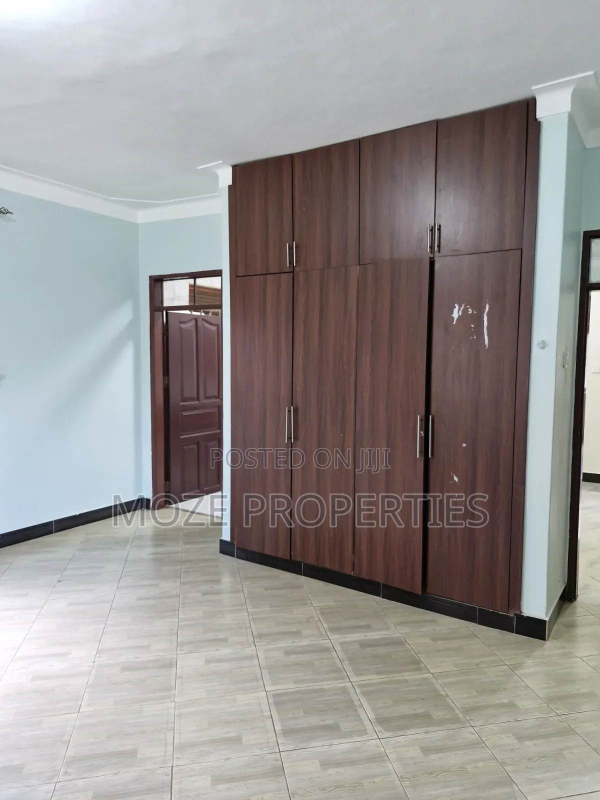 3bdrm Bungalow in Kyaliwajala Nabwojo, Central Division for rent