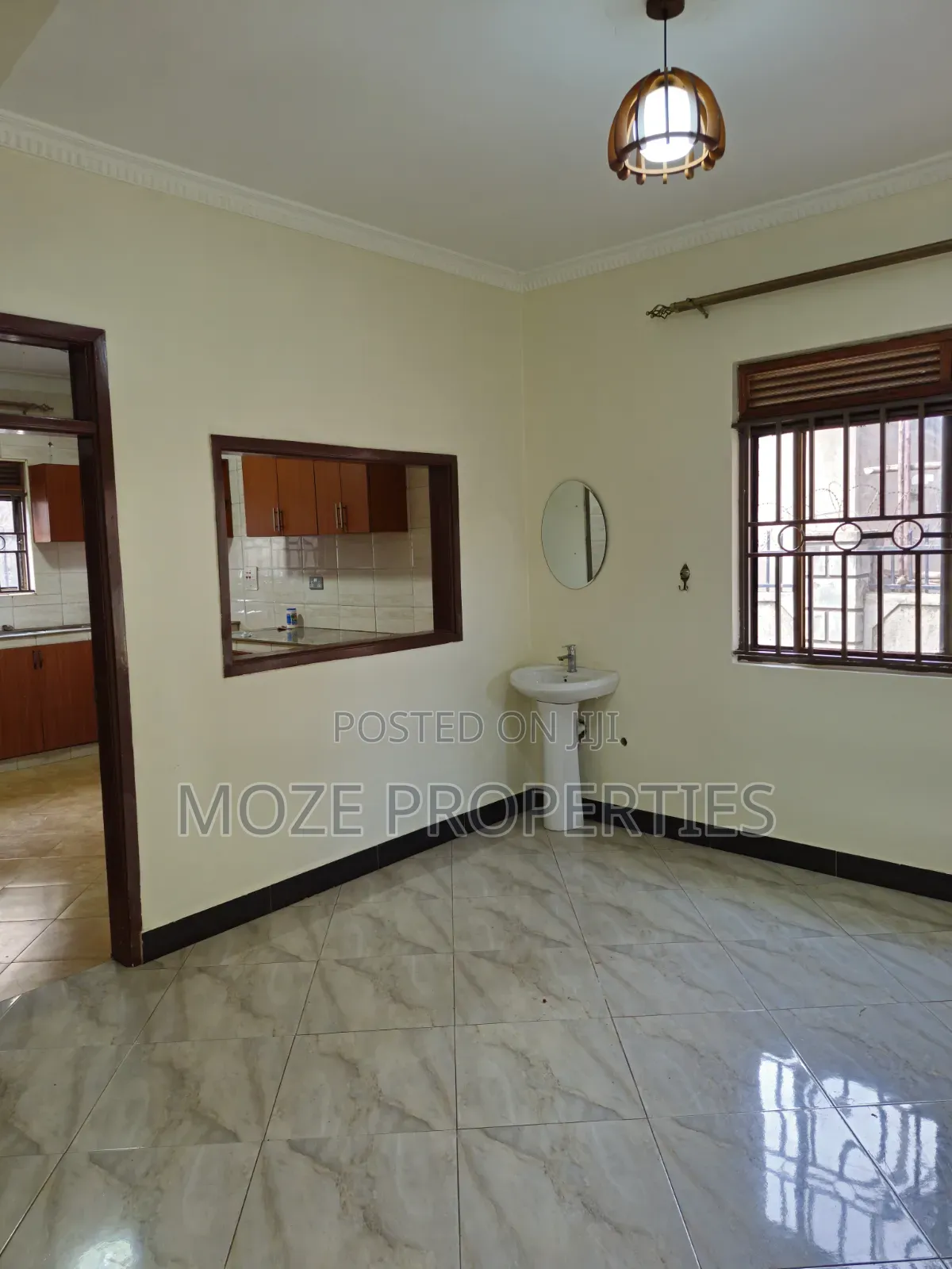 3bdrm Bungalow in Kyaliwajala Nabwojo, Central Division for rent