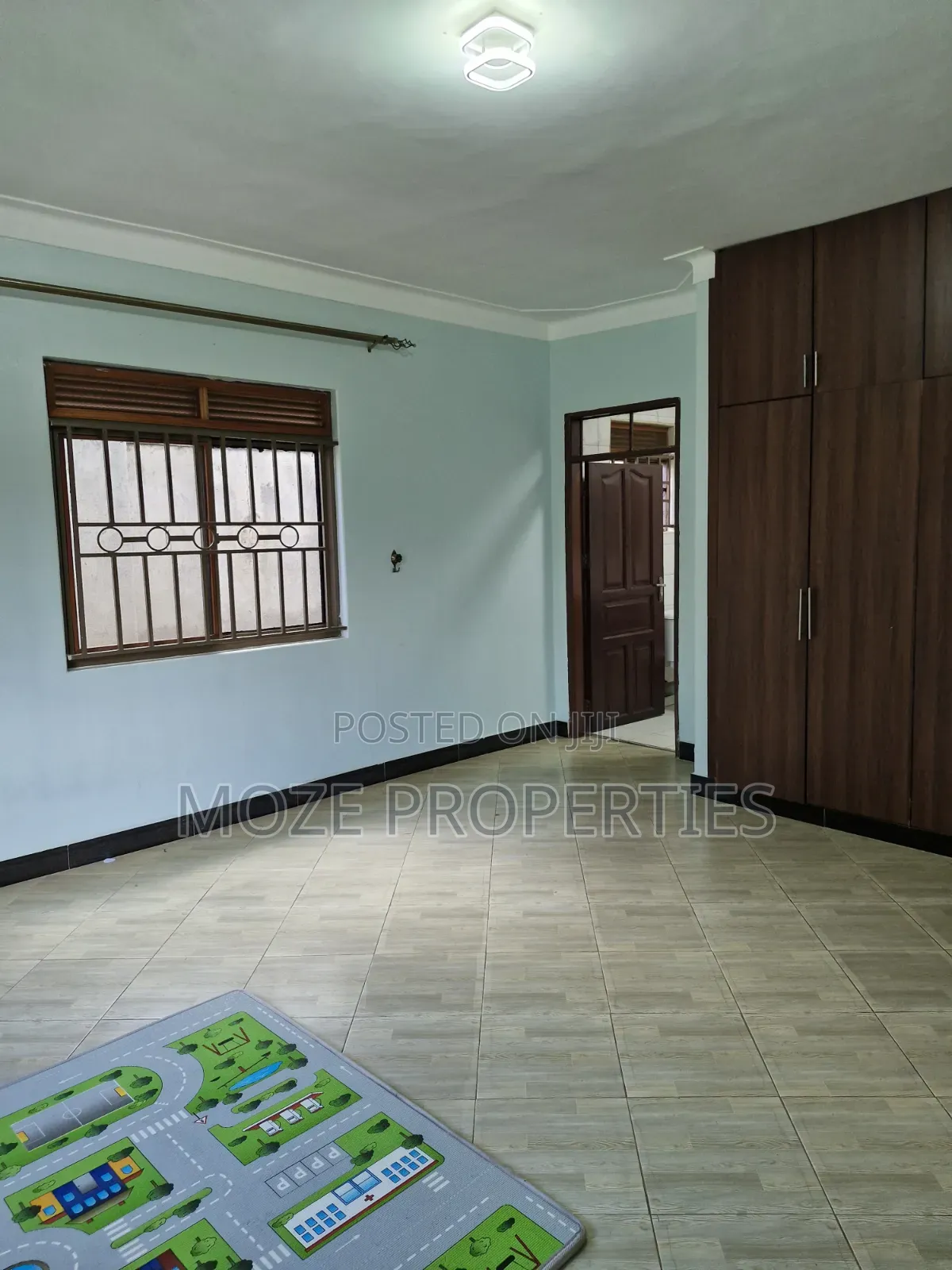 3bdrm Bungalow in Kyaliwajala Nabwojo, Central Division for rent
