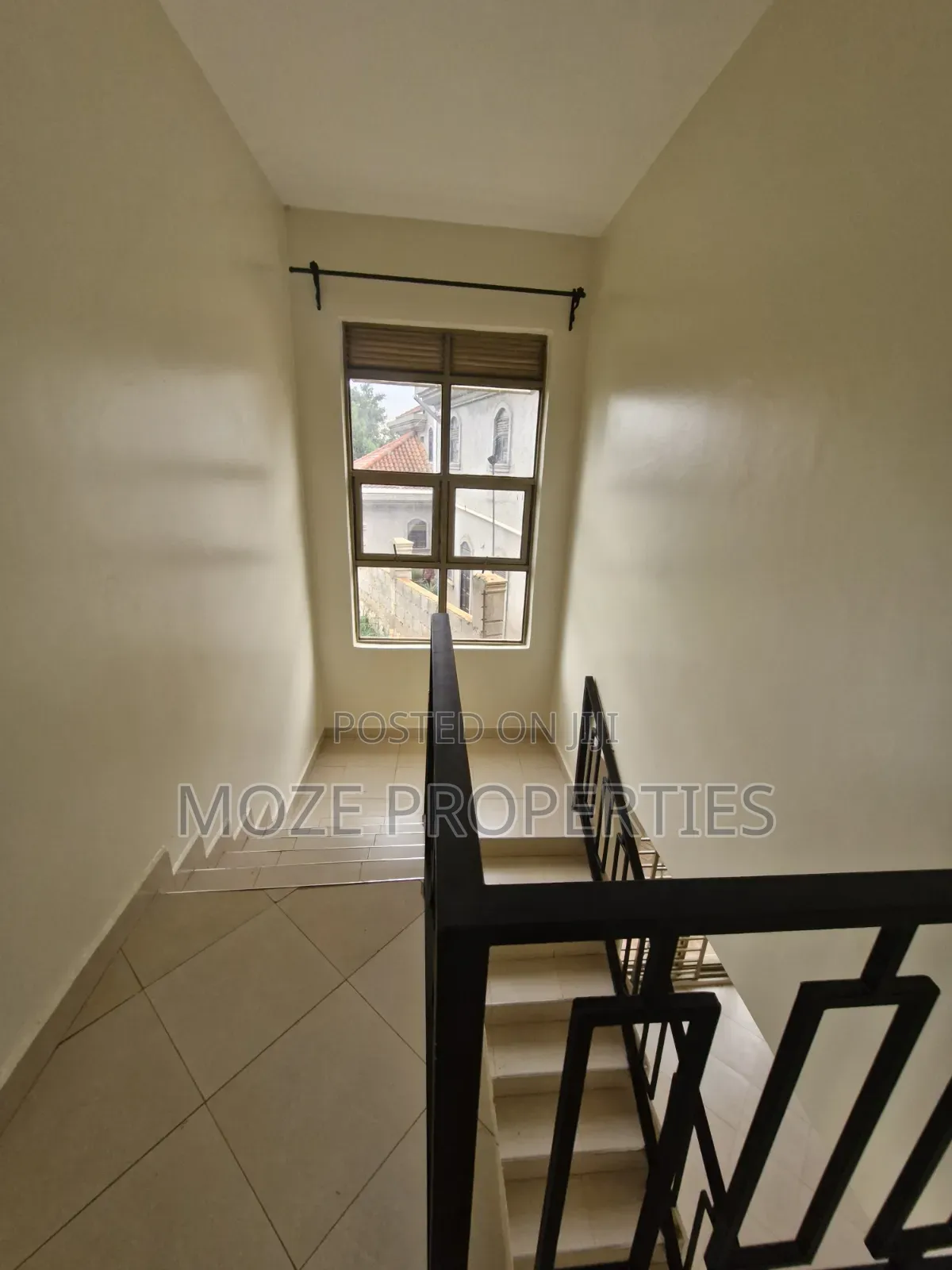 3bdrm Duplex in Kira, Central Division for rent
