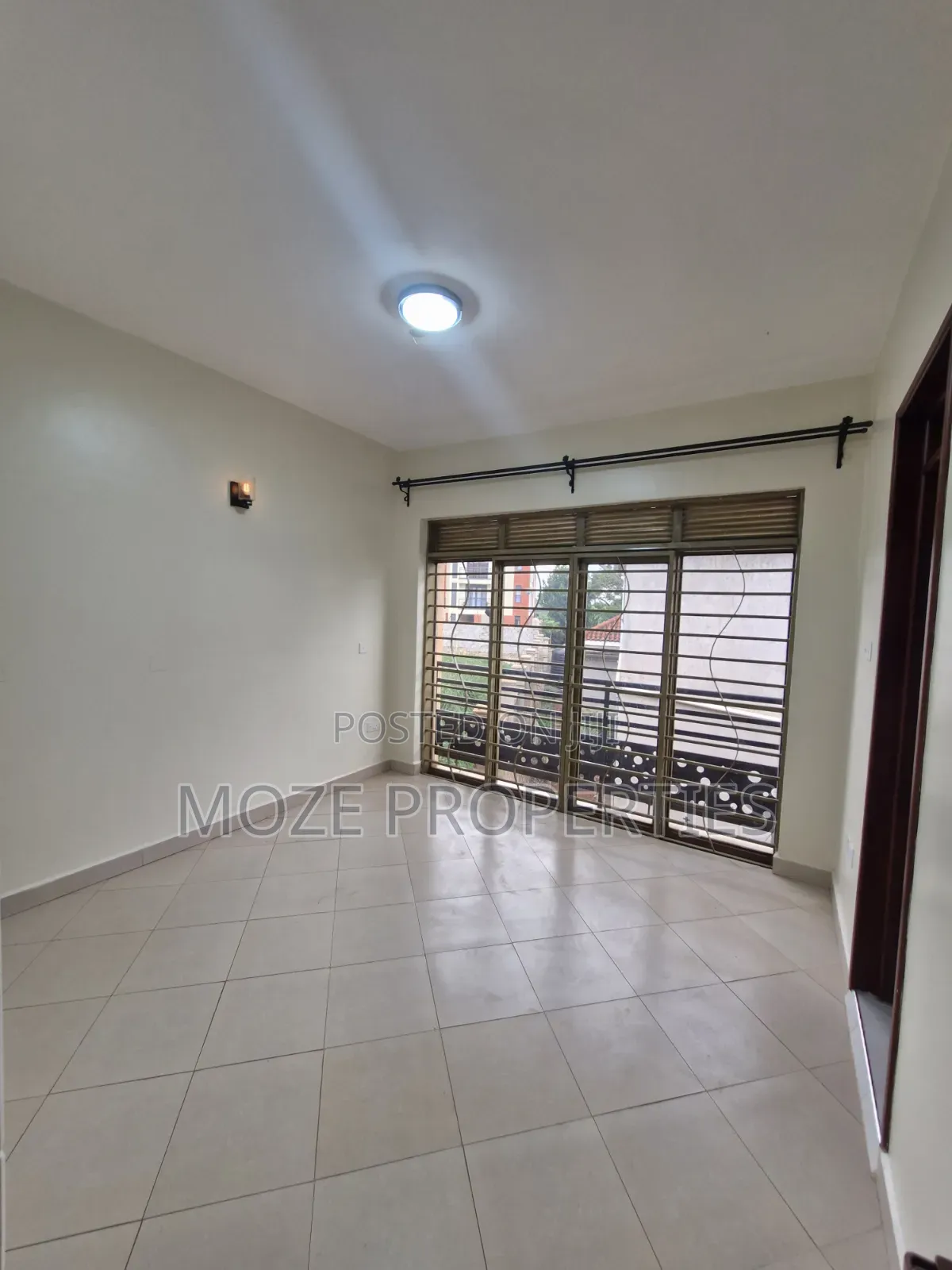3bdrm Duplex in Kira, Central Division for rent
