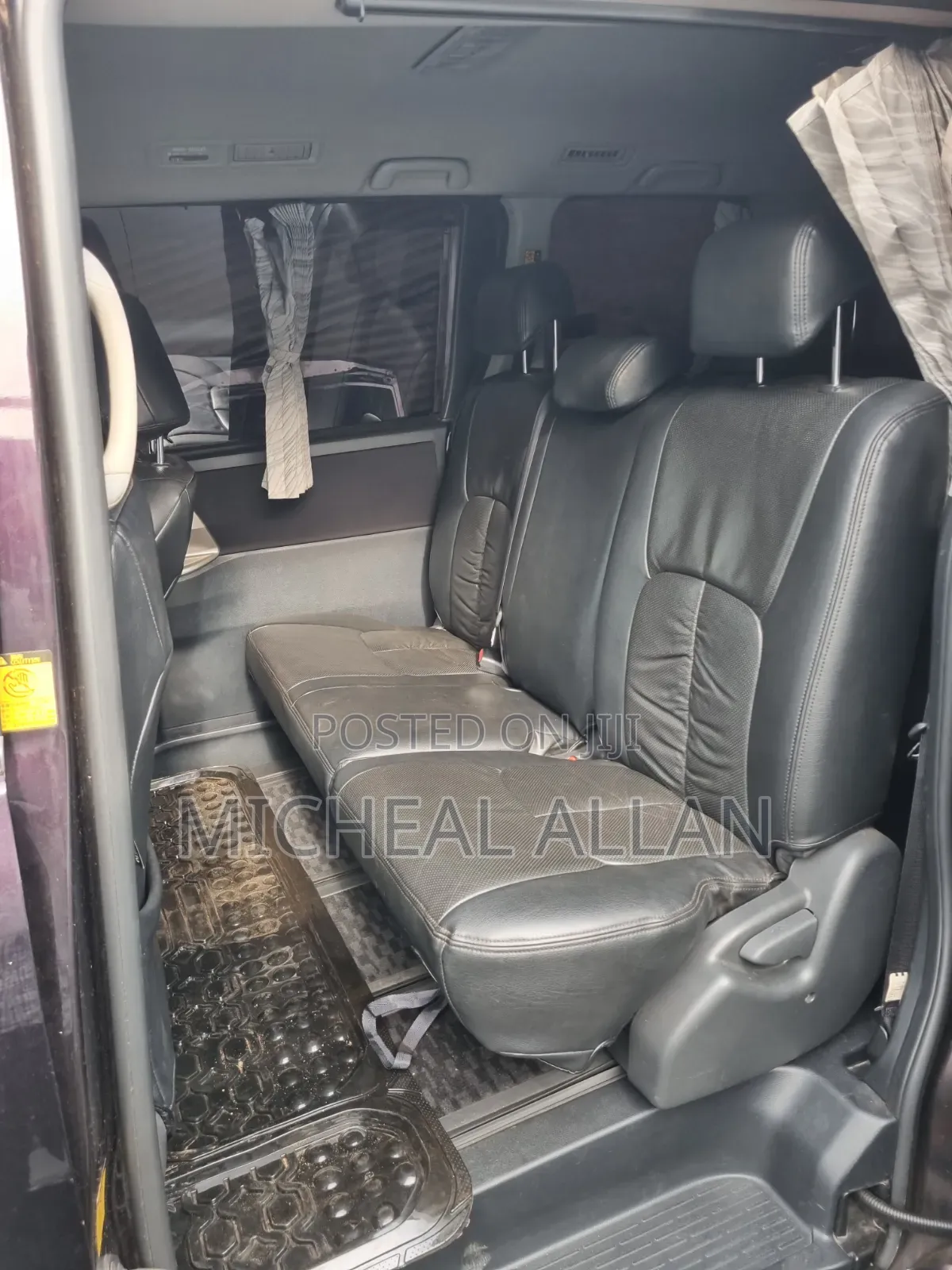 Toyota Noah 2013 Red