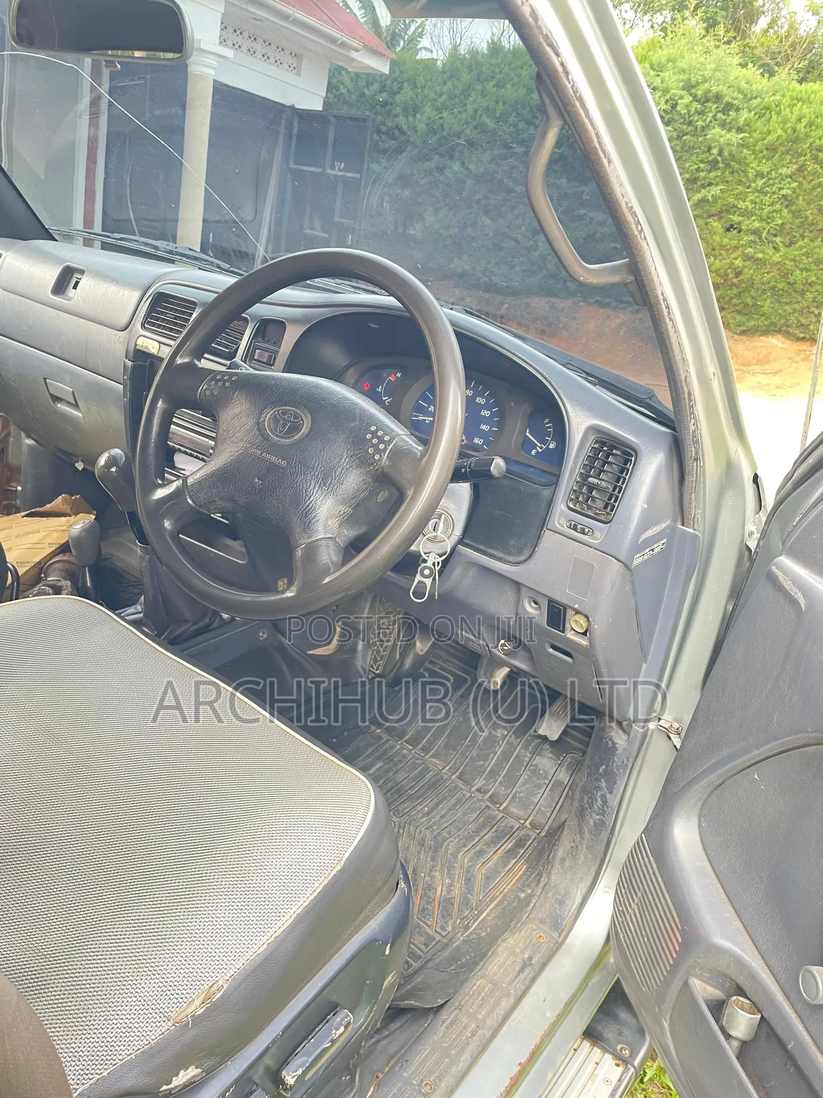 Toyota Hilux 2800 Raider D-Cab 2004 Silver