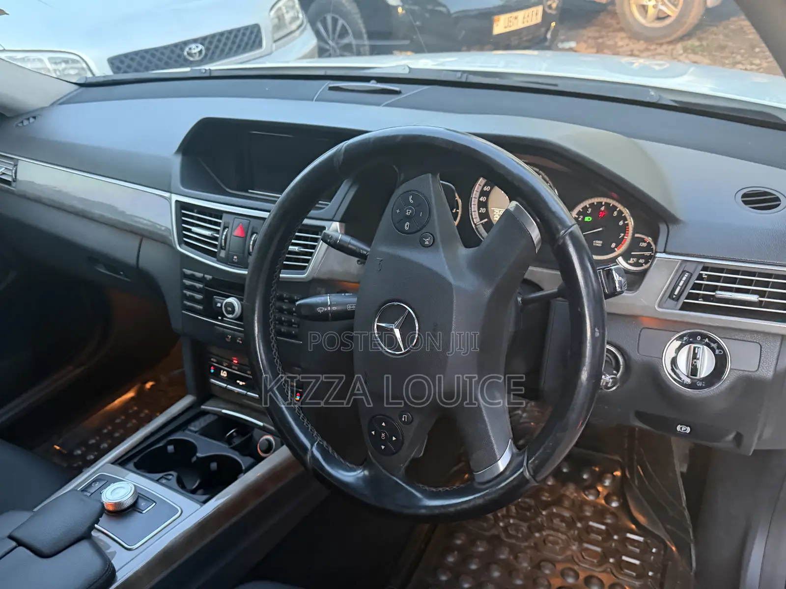 Mercedes-Benz E300 2011 White