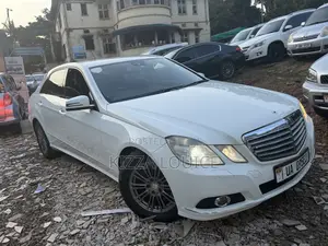 Mercedes-Benz E300 2011 White