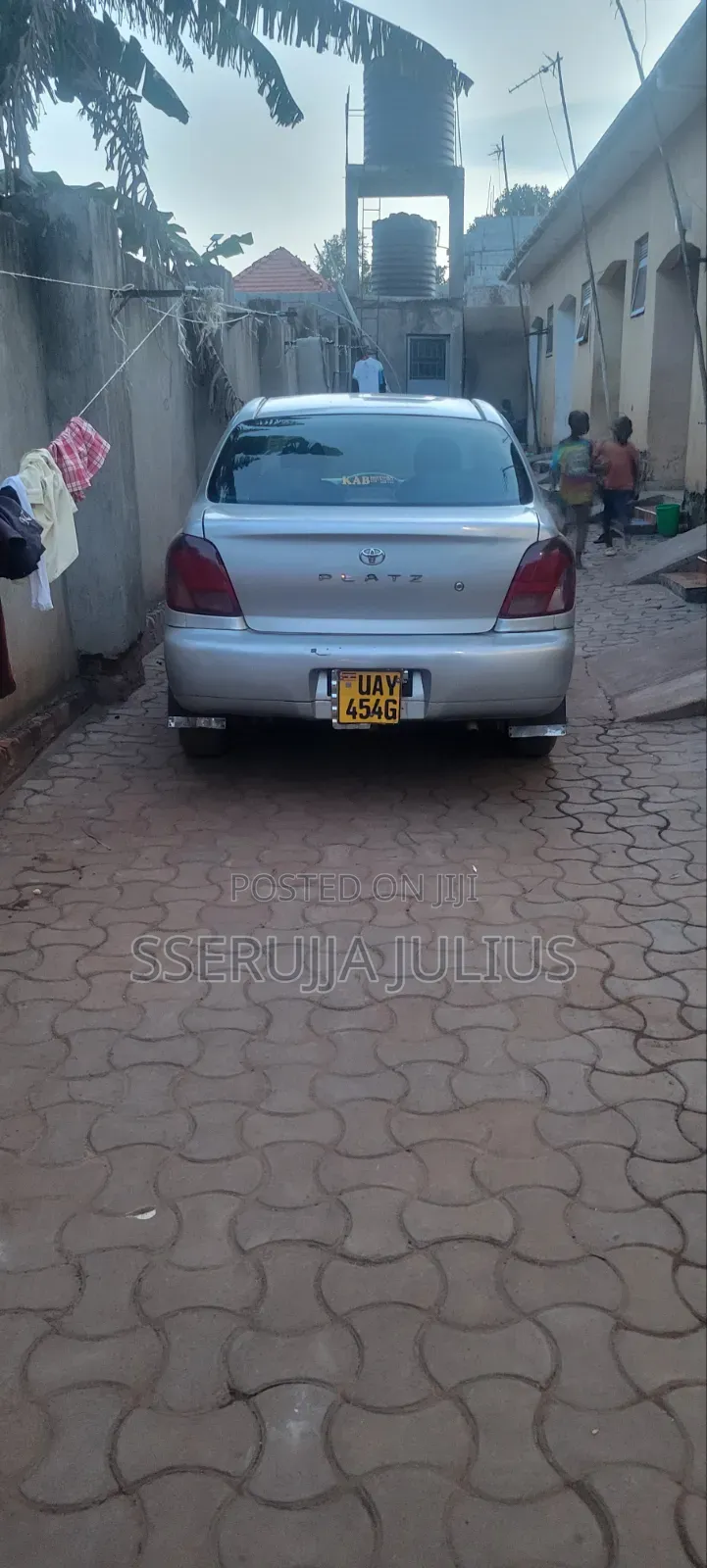 Toyota Platz 2001 Silver