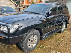 Toyota Land Cruiser Cygnus 4.7 2002 Black