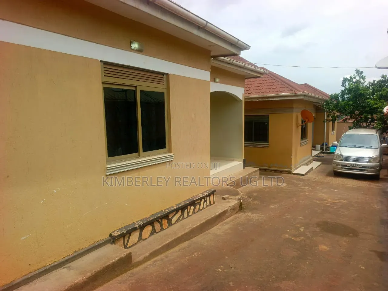 2bdrm Condo in Kira for sale