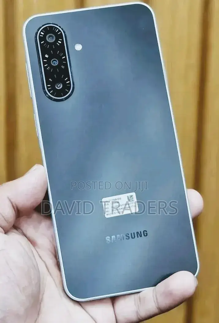 New Samsung Galaxy A17 5G 256 GB Black