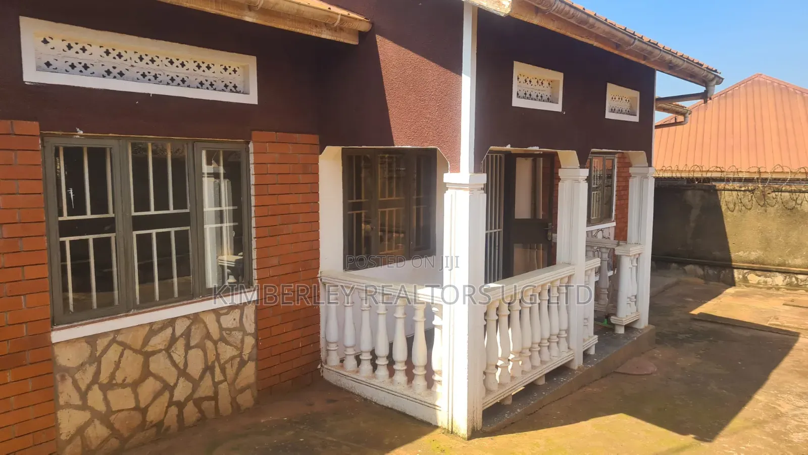 3bdrm House in Ssisa for sale
