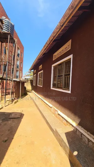 3bdrm House in Ssisa for sale
