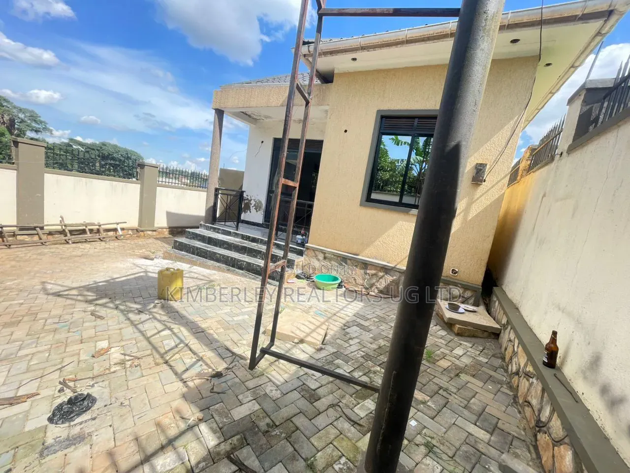 3bdrm House in Gombe for sale