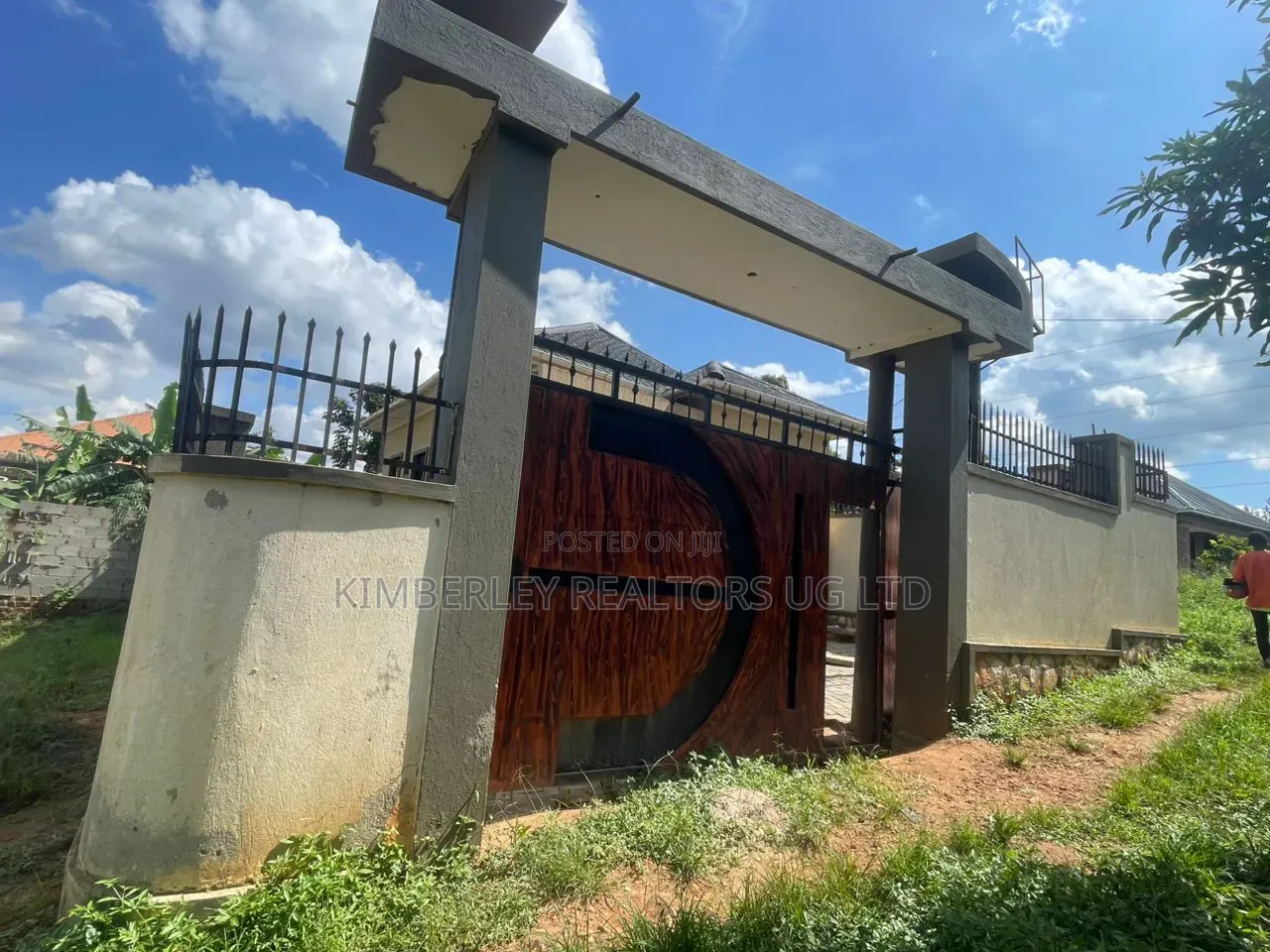 3bdrm House in Gombe for sale