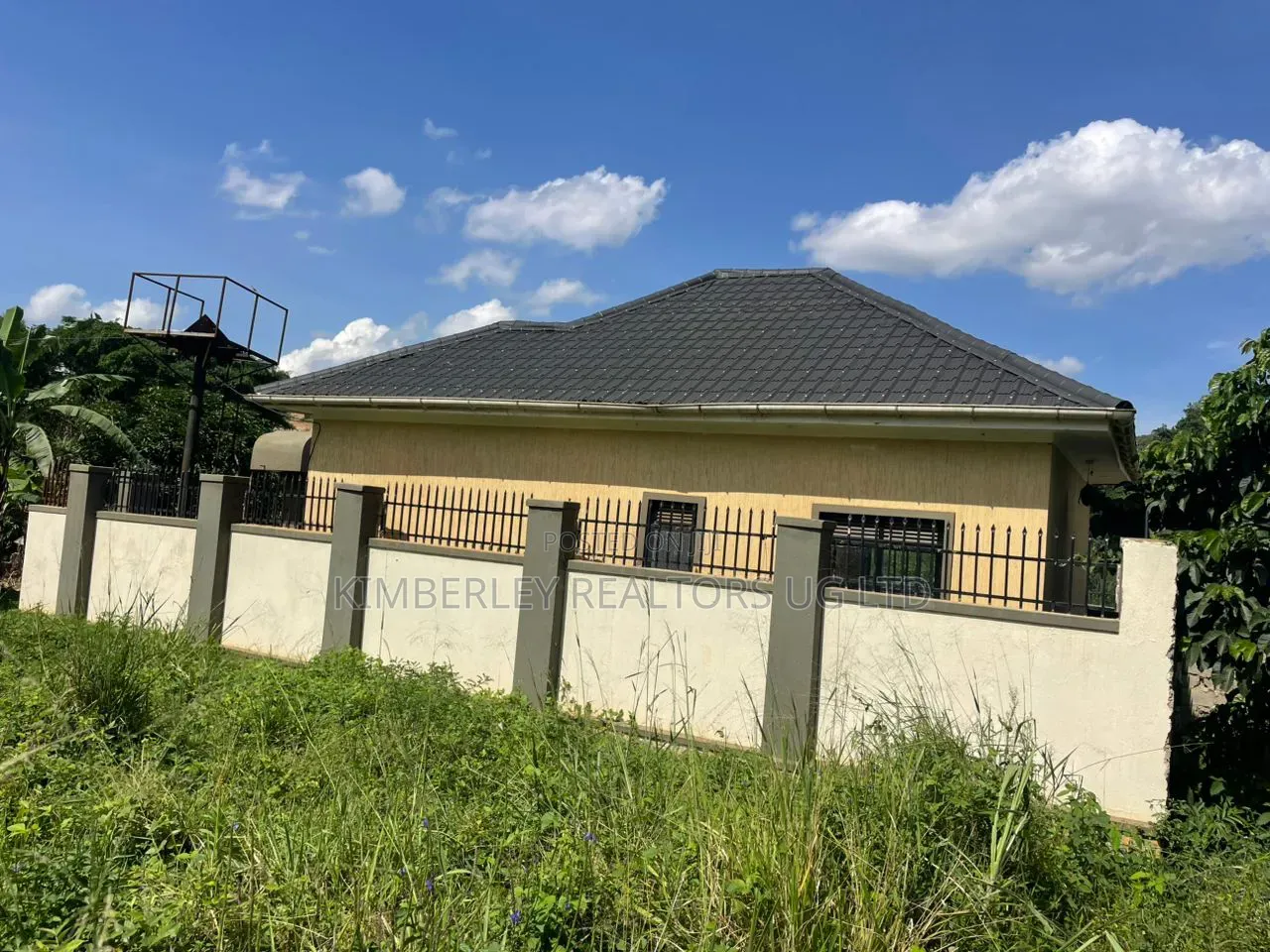 3bdrm House in Gombe for sale