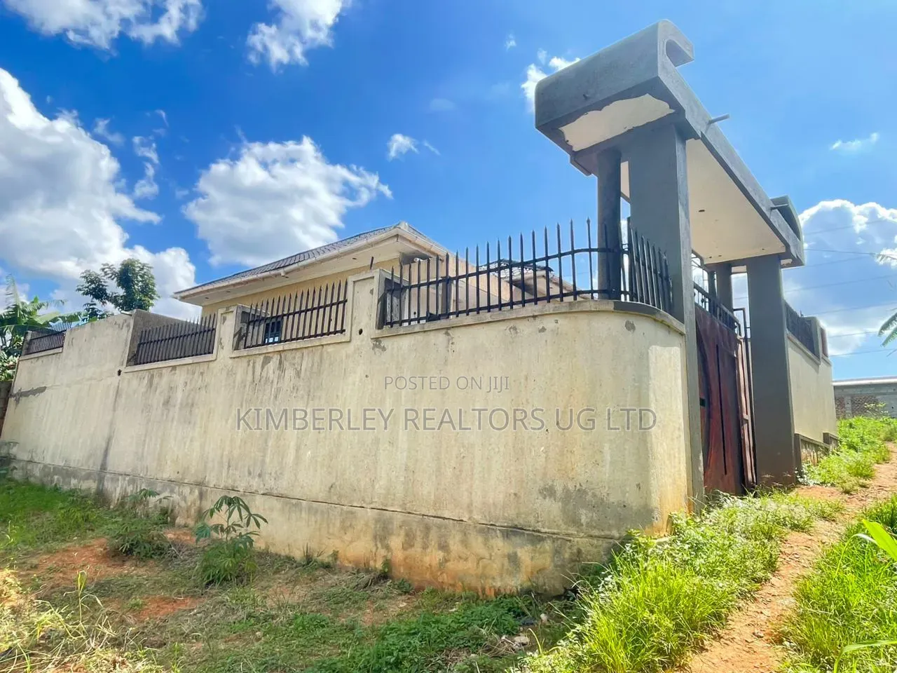 3bdrm House in Gombe for sale