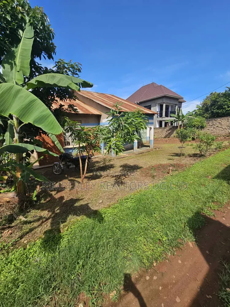 4bdrm House in Gombe for sale