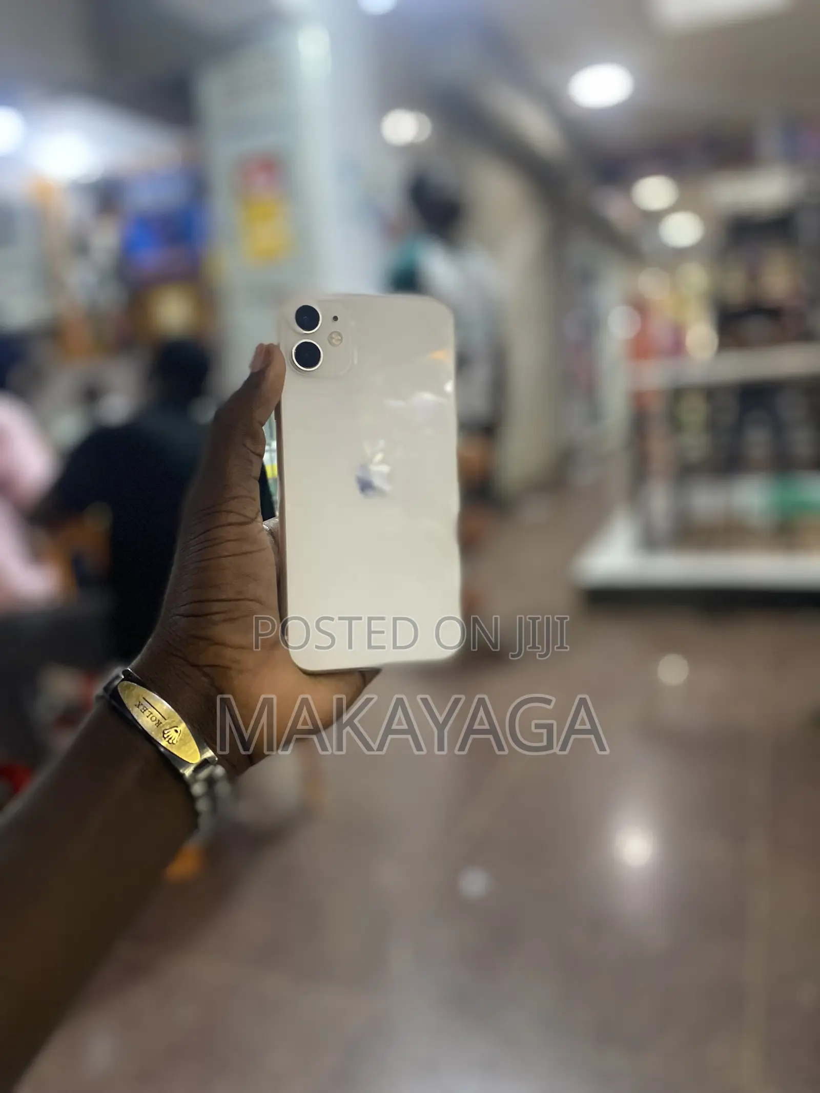 Apple iPhone 11 64 GB Gold