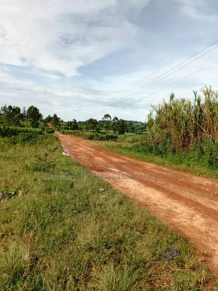 4 Prime Acres of Land – Kira Kiwolongoma at 270m