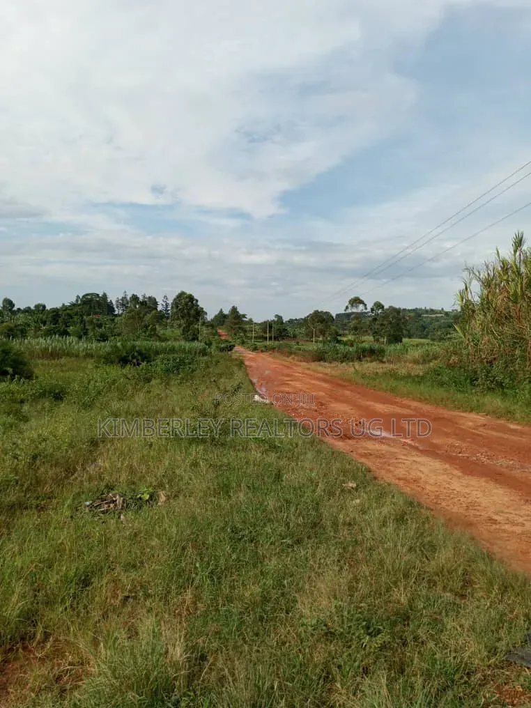 4 Prime Acres of Land – Kira Kiwolongoma at 270m
