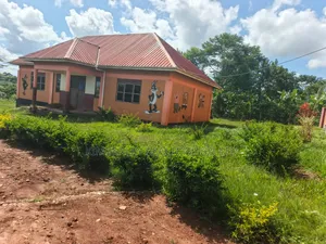 Primary School Property – Buikwe District (Nyenga–Jinja Road) at 280m