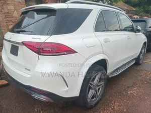 Mercedes-Benz GLE-Class 2020 White