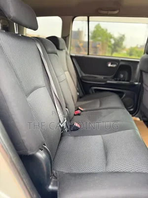Toyota Kluger 2003 Silver