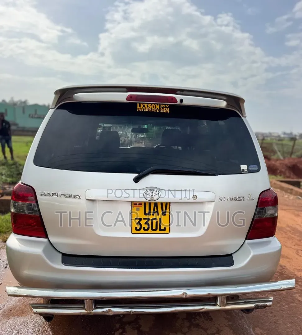 Toyota Kluger 2003 Silver