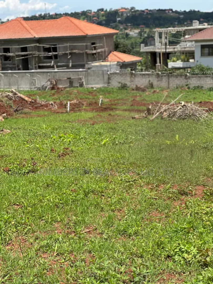80 Acres Touching Lake Victoria – Entebbe at 500m/Acre