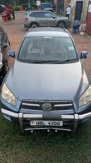 Toyota RAV4 2008 Blue
