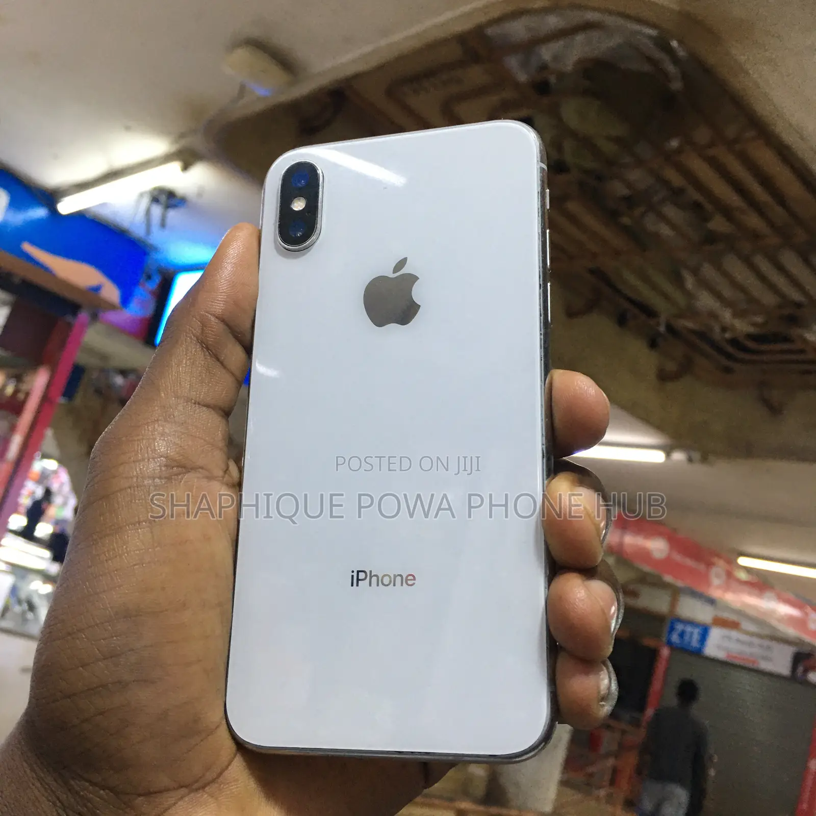 Apple iPhone X 64 GB White