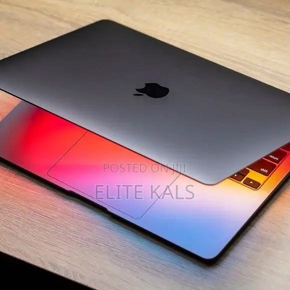 New Laptop Apple MacBook Air 2020 M1 8GB Apple M1 SSHD (Hybrid) 256GB