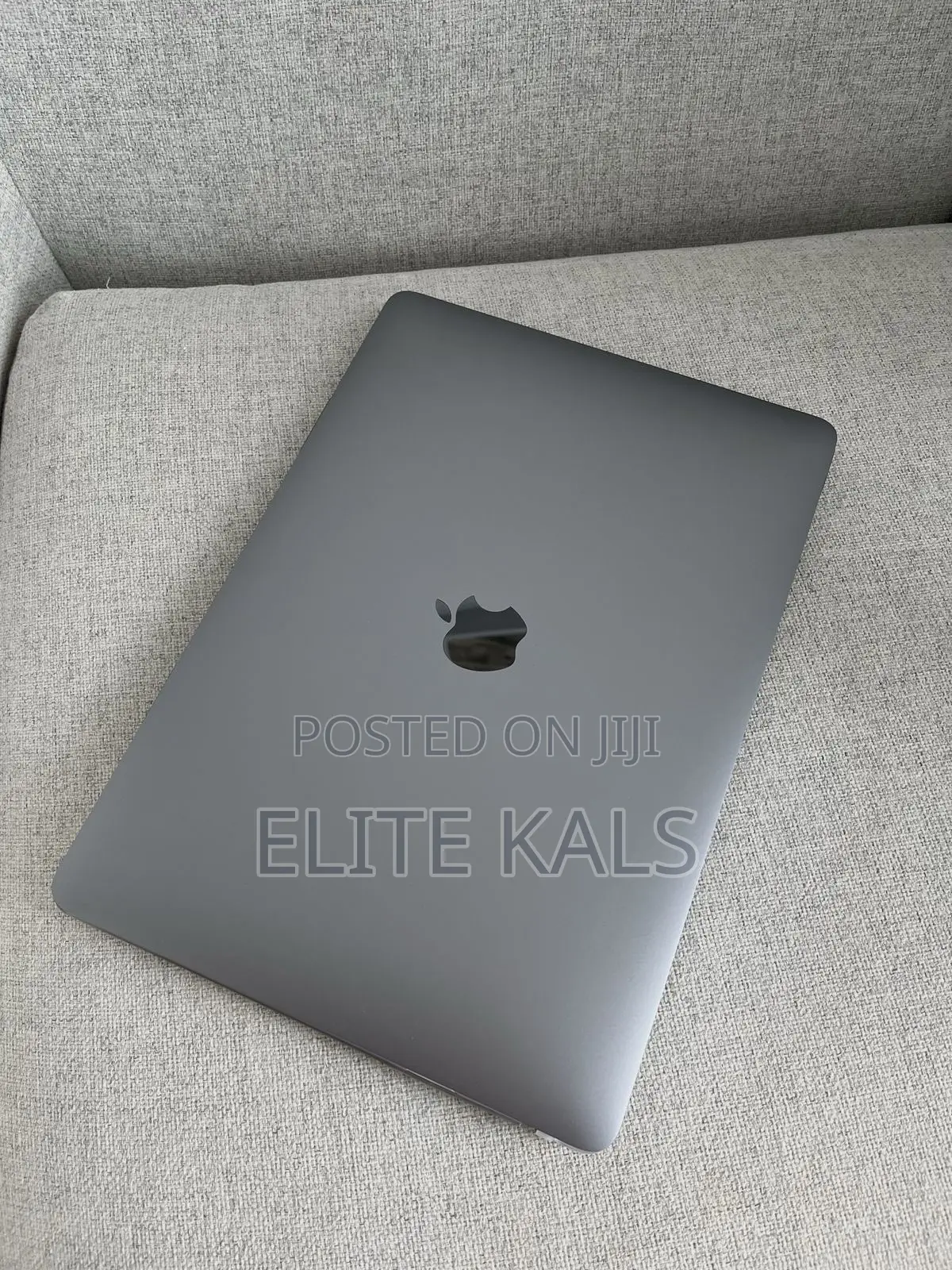 New Laptop Apple MacBook Air 2020 M1 8GB Apple M1 SSHD (Hybrid) 256GB