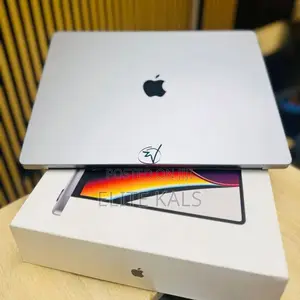 New Apple MacBook Pro 2021 M1 32GB Apple M1 Pro SSHD (Hybrid) 512GB
