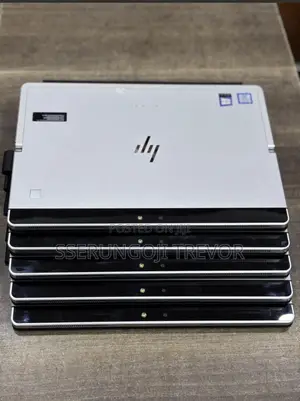 New Laptop HP X2 8GB Intel Core i5 SSD 256GB
