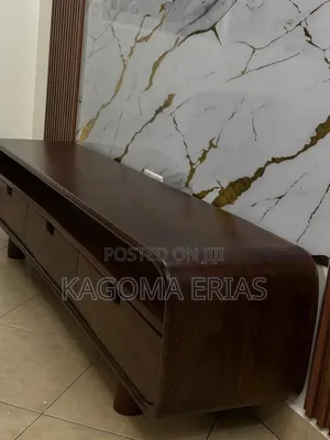 Mugavu Tv Stand