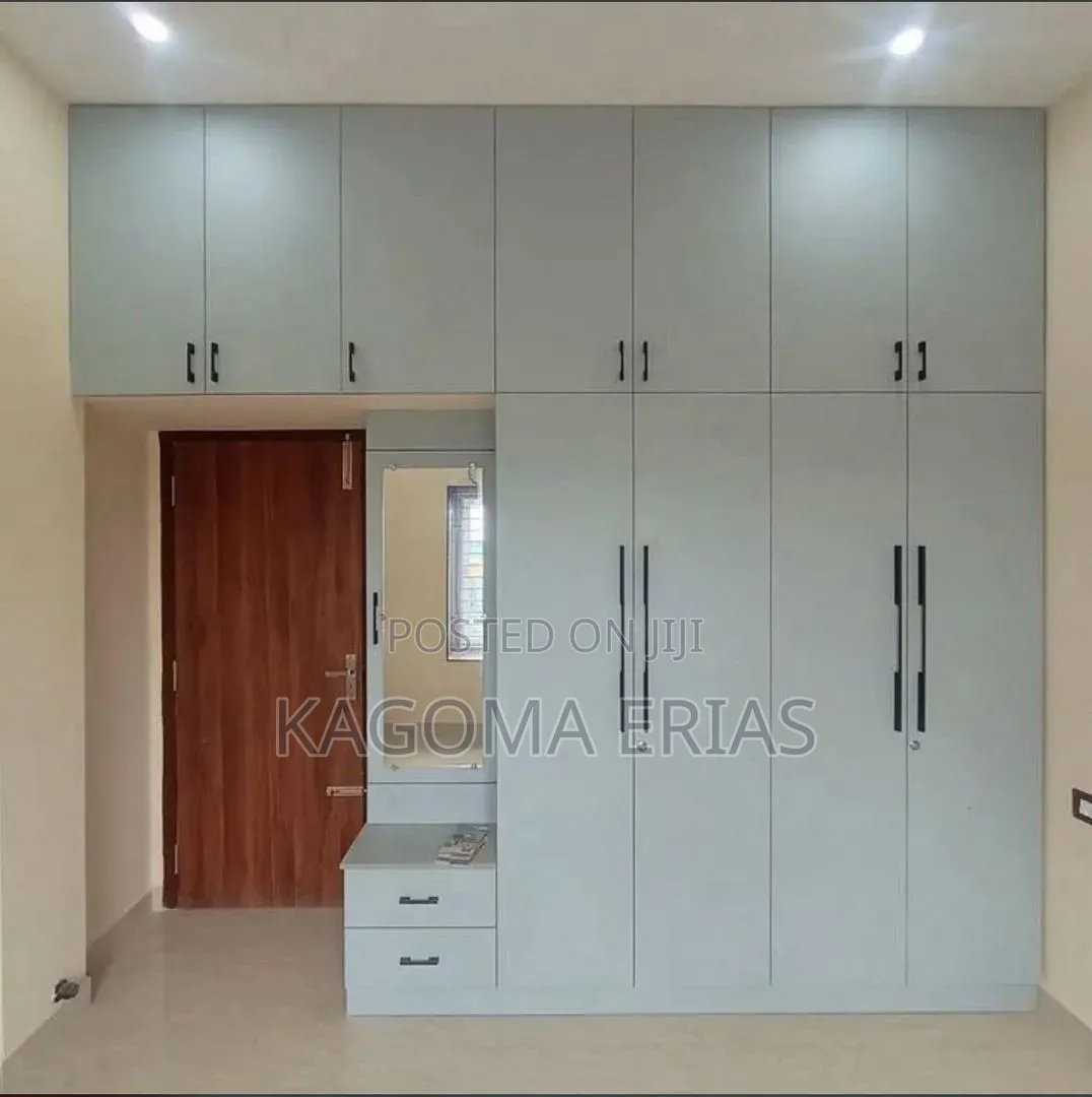 Wardrobes With Mirror