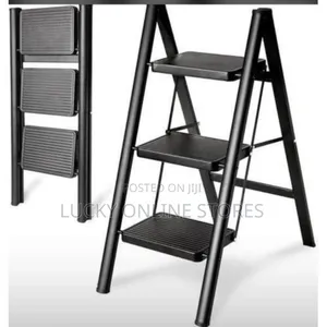 Heavy-Duty 4 Step Folding Step Ladder