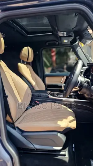 Mercedes-Benz G-Class 2024 Blue