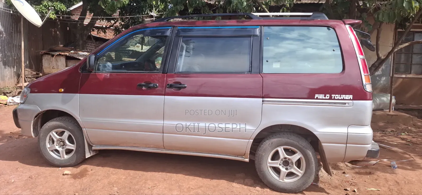 Toyota Noah 2002 Silver