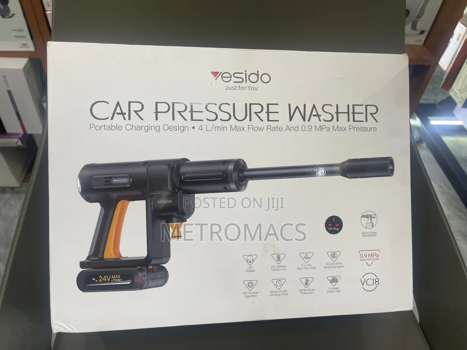 Yesido Vc18, a Handheld, Cordless Car Pressure Washer.