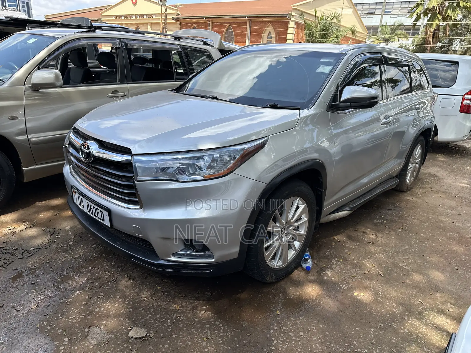 Toyota Kluger 2015 Silver