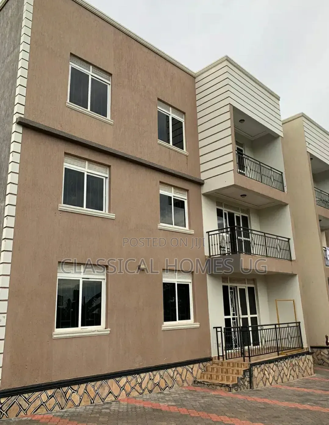 3bdrm Apartment in Mutundwe, Central Division for rent