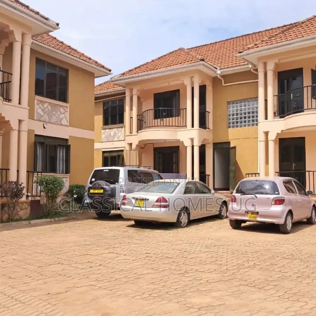 3bdrm Apartment in Mutundwe, Central Division for rent