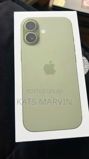 New Apple iPhone 17 256 GB Green